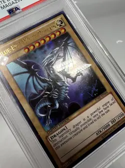 Yugioh Blue Eyes White Dragon JUMP-EN068 PSA 8 Ultra Rare Promo 2014 Name Error - Image 4