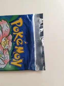 Pokemon Base Set Shadowless Booster Pack New Factory Sealed 1999 WOTC - Image 4