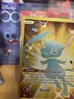 Celebrations Mew Full Art Ultra Rare Gold Holo 25/25 Pokemon Card NM - Image 4