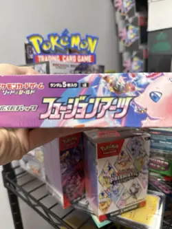 Pokemon Card Game Sword & Shield Fusion Arts Mew Box 4521329322629 - Image 4