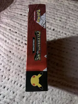 Pokemon 25th Annivers Celebrations Lance's Charizard V Collection BOX SEALED 820650809392 - Image 4