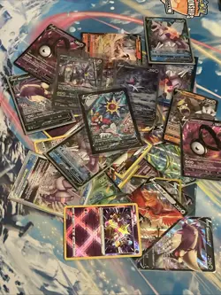 Lot Of 25 Pokemon cards!! - Image 1