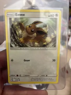 Pokemon TCG Eevee Card 49/68 Hidden Fates Regular NM-Mint - Image 1