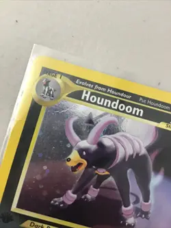 2001 Pokemon Neo Discovery 4/75 Houndoom 1st Edition Holo Rare (Light Crease) - Image 3