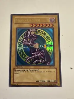 YuGiOh! Yu Gi Oh Dark Magician 1st Ed Ultra Rare BIY-S006 Spanish Mago Oscuro - Image 1