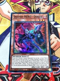 Destiny HERO - Denier bode-en018 1st Edition (NM/VLP) Super Rare Yu-Gi-Oh! - Image 1