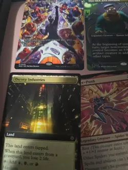MTG Spiderman Lot Rares Borderless Foils Token Land Foils 40+ cards - Image 3