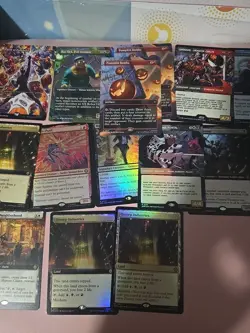 MTG Spiderman Lot Rares Borderless Foils Token Land Foils 40+ cards - Image 4