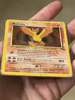 1999 Pokemon TCG Fossil Moltres Holo Rare Card #12/62 Vintage WOTC Damaged - Image 3