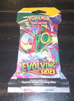 Nintendo Pokemon TCG Sword & Shield Evolving Skies Sleeved Booster Pack New 820650808777 - Image 1