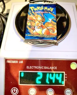 2 HEAVY Base Set Pokemon Booster Packs Charizard Art 21.44g +1 Team Rocket Pack - Image 3