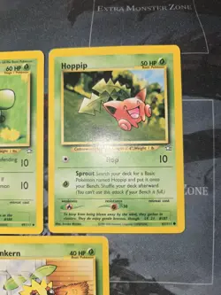 Neo Genesis 3 Card Lot Skiploom, Hoppip, Sunkern Pokemon - Image 3