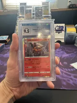 CGC 9.5 - Charizard (Holo) - 2022 Japanese Pokemon - Pokemon GO - #010 - Image 1