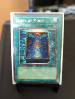 Yu-Gi-Oh Book of Moon Pharaonic Guardian PGD-035 Unlimited Rare - Image 1