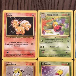 Pokemon Base Set 2 Lot - 9 cards NM - Image 3