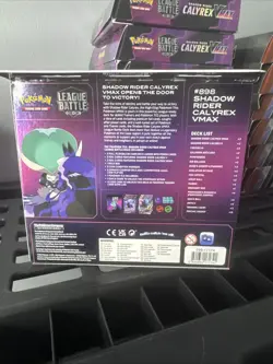 POKEMON TRADING CARD GAME SHADOW RIDER CALYREX VMAX LEAGUE BATTLE DECK BOX 820650850424 - Image 3