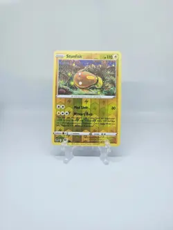 055/195 STUNFISK | COMMON REVERSE HOLO | SILVER TEMPEST POKEMON CARD - Image 1