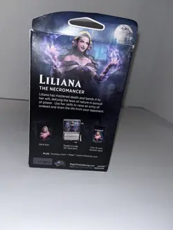 Magic The Gathering - Core Set 2019 Planeswalker Deck: Liliana - Image 2