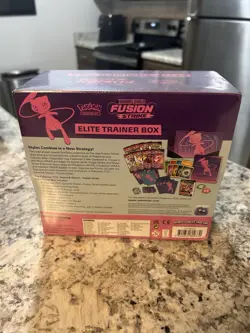 Pokemon Fusion Strike Elite Trainer Box - SWSH08 ETB - Image 2