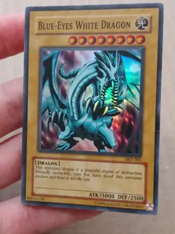 Yu-Gi-Oh. Blue-Eyes White Dragon. SKE-001. Very Lightly Played! Holo! - Image 2