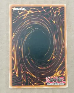 Yu-Gi-Oh. Blue-Eyes White Dragon. SKE-001. Very Lightly Played! Holo! - Image 4