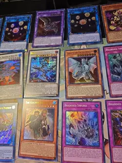 YUGIOH TCG | 32 Card Mixed Modern Yugioh HOLO Lot LP-NM - Image 4