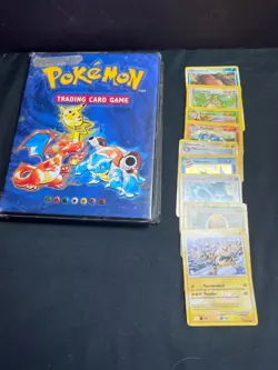 R) LOT 120 POKEMON TRADING GAME CARDS AND CARD HOLDER - Image 1