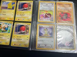 R) LOT 120 POKEMON TRADING GAME CARDS AND CARD HOLDER - Image 4