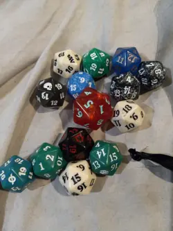 Magic The Gathering, 20 Sided Dice, Lot Of 14, 1 Big Guy - Image 2