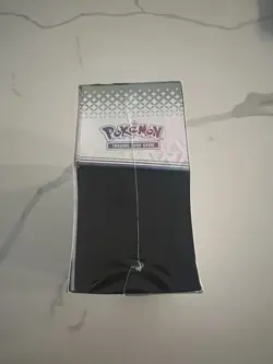 Pokemon Prismatic Evolutions Elite Trainer Box ETB Scarlet And Violet **SEALED** - Image 4
