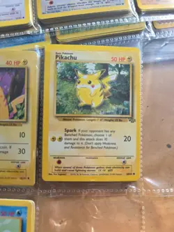 Pokemon TCG Pikachu 60/64 Jungle Red Cheeks 1999 Pokemon Card - Image 1