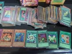 Small Lot Of Yu-Gi-Oh Cards With SDY Box - Image 2