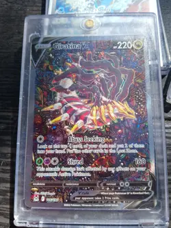 Giratina V Card 186/196 Holo Rare Pokemon TCG Lost Origin - Image 1