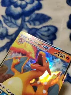 Heavy Played Pokemon TCG Card English Hidden Fates Charizard GX 9/68 Holo Rare - Image 2