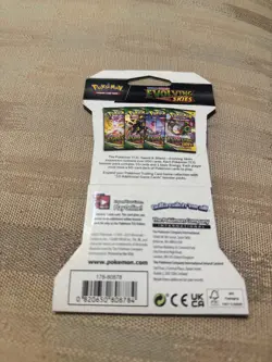 2021 POKEMON SWORD & SHIELD EVOLVING SKIES Sleeved booster pack - Image 2