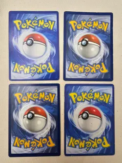 Lot of 4 Pokemon Cards Mega Venusaur, Pidgeot, Ampharos and Flareon - Image 4