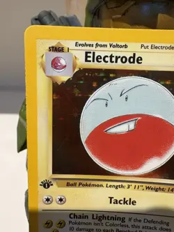 Vintage 1999 Pokemon Electrode Holo Rare 1st Edition Jungle 2/64 - Image 3