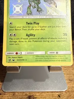 Pokemon TCG - Scyther SV1/SV94 - Hidden Fates Shiny Baby Holo Rare - Image 3