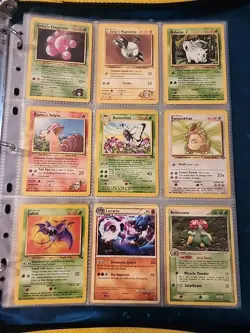 Pokemon Collection Binder Vintage Lot of Cards Holos Rares WoTC Venusaur Etc - Image 4