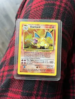 Pokemon TCG Charizard Base Set 4/130 Holo Rare Card Near Mint - Image 3