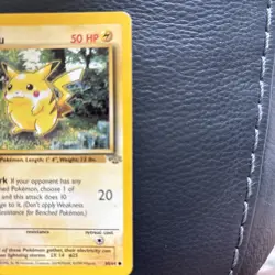 1999 Pokemon PIKACHU RED CHEEKS Jungle Set 1ST EDITION NON HOLO Card 60/64 MT - Image 2