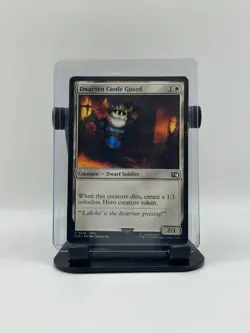 MTG, Dwarven Castle Guard NM 18 Final Fantasy Regular - Image 1
