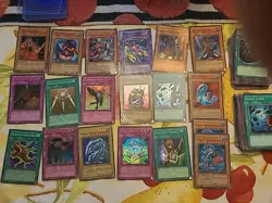 old yugioh cards lot - Image 1