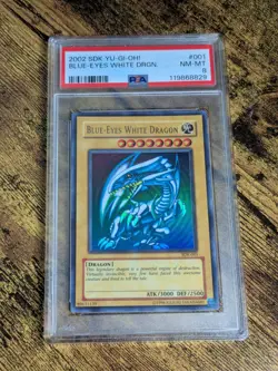 Yugioh Blue-Eyes White Dragon SDK-001 Ultra Rare Unlimited PSA 8 NM-MT - Image 1