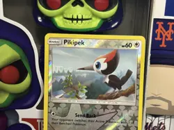 Pokemon TCG Sun & Moon Lost Thunder - Pikipek #164/214 - Reverse Holo Card - Image 2