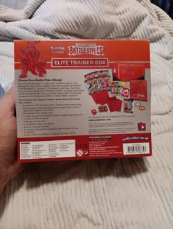 Pokemon Sword & Shield Battle Styles Elite Trainer Box ETB (Red and Blue set) - Image 4