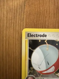Pokemon TCG - Electrode - EX Emerald 27/106 Reverse Holo STAMPED MINT CONDITION! - Image 3