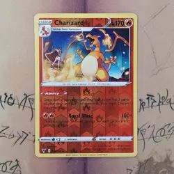 Charizard 025/185 Vivid Voltage Reverse Holo NM Pokemon Card English - Image 1