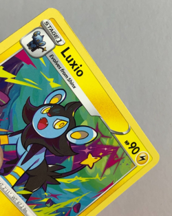 Pokemon TCG Miscut Error Brilliant Stars Luxio 050/172 Near Mint - Image 2