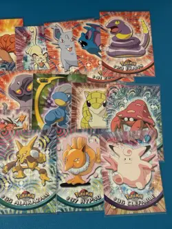 Lot of 17 Pokemon Topps Cards - Image 4